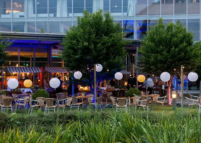 Atlantic Universum 4*